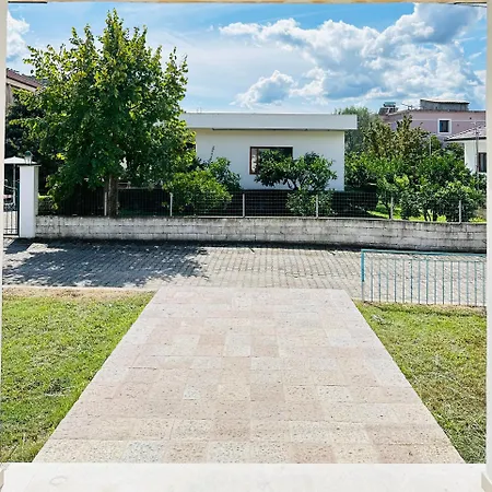 Villa C *